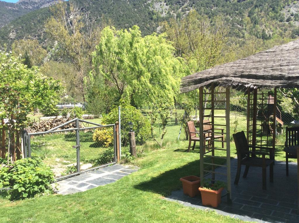 Hotel La Ribera Ribera de Cardós Εξωτερικό φωτογραφία