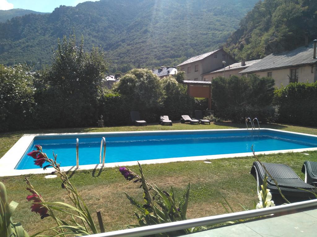 Hotel La Ribera Ribera de Cardós Εξωτερικό φωτογραφία