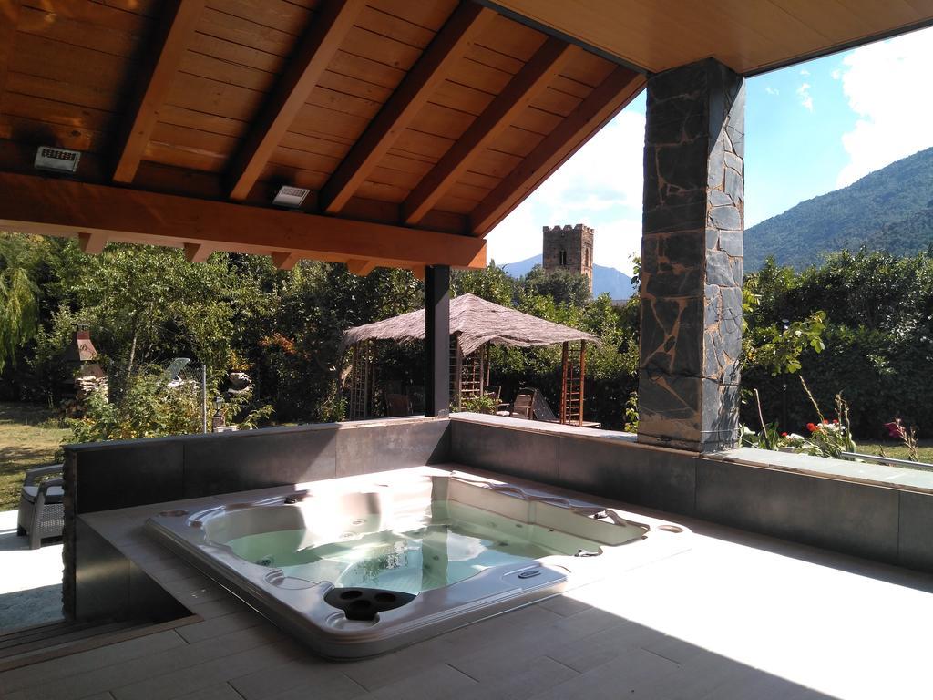 Hotel La Ribera Ribera de Cardós Εξωτερικό φωτογραφία